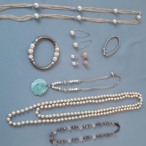 Fashion Faux Pearl and Sparkly Jewelry set